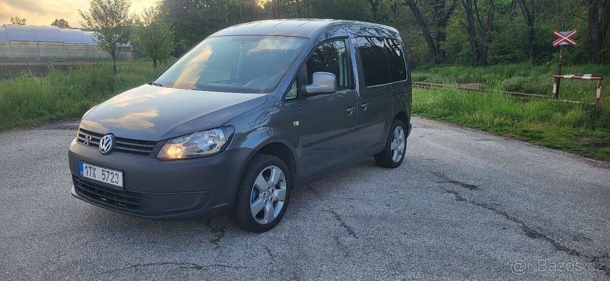 2012 Volkswagen CADDY - 2