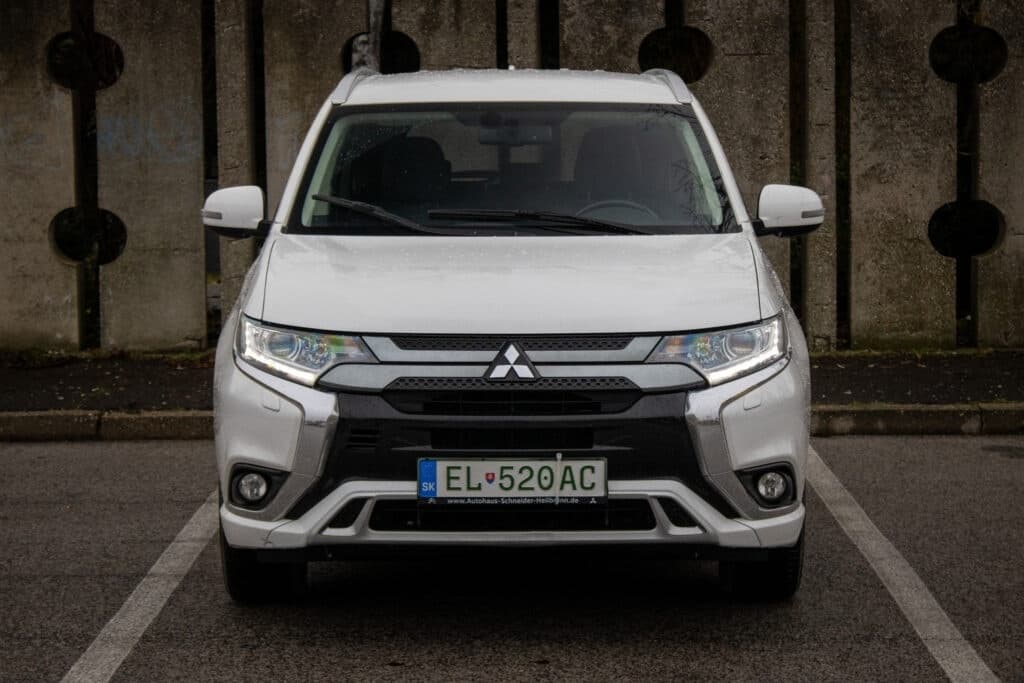 2021 Mitsubishi OUTLANDER - 2