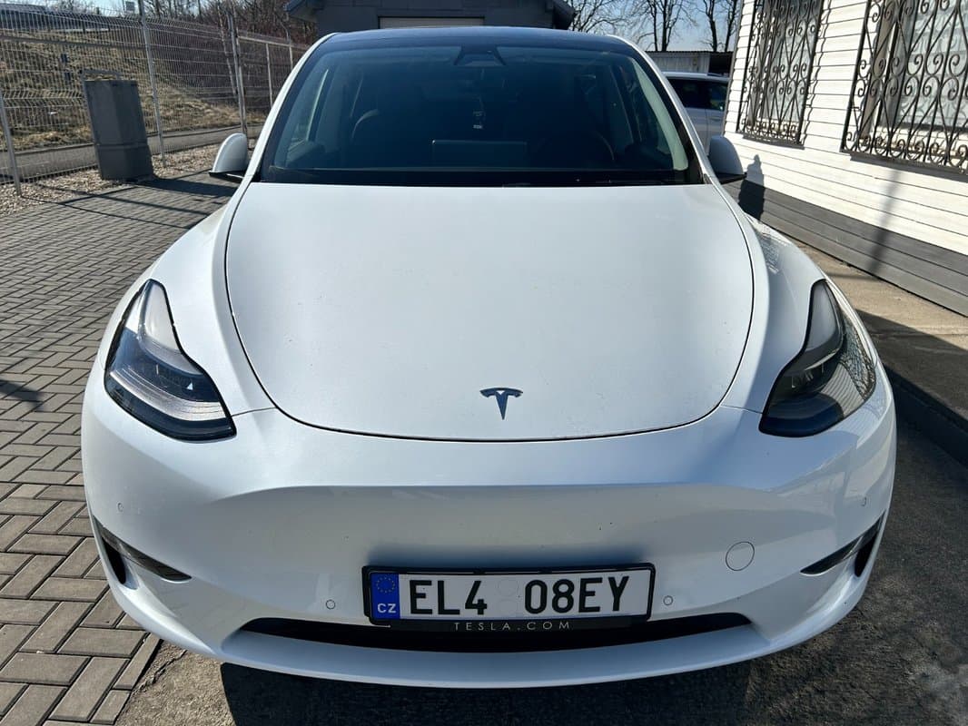 Tesla MODEL Y - 2