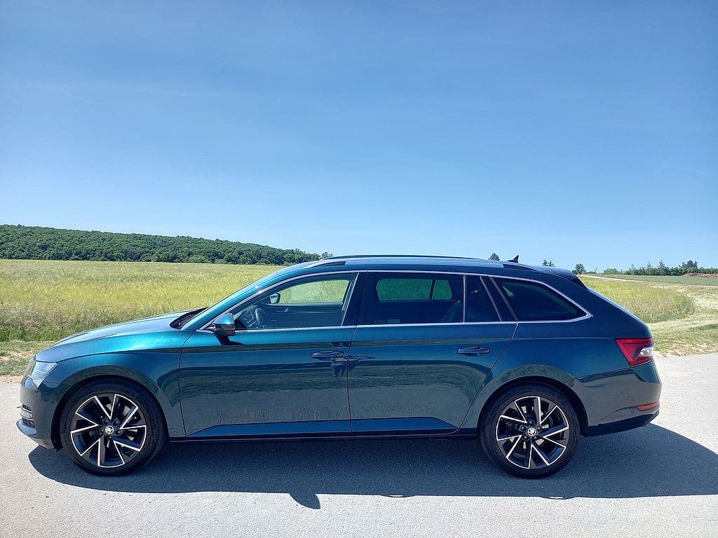 2023 Škoda SUPERB - 2