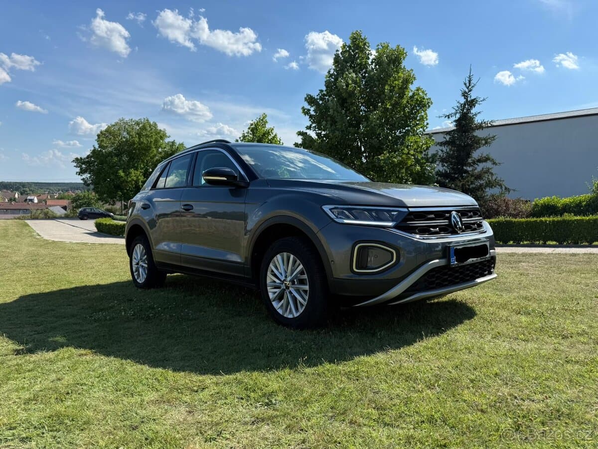 2023 Volkswagen T-ROC - 2