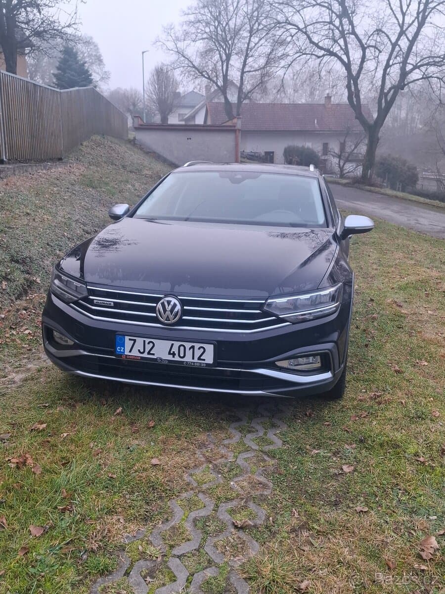 2019 Volkswagen PASSAT - 2