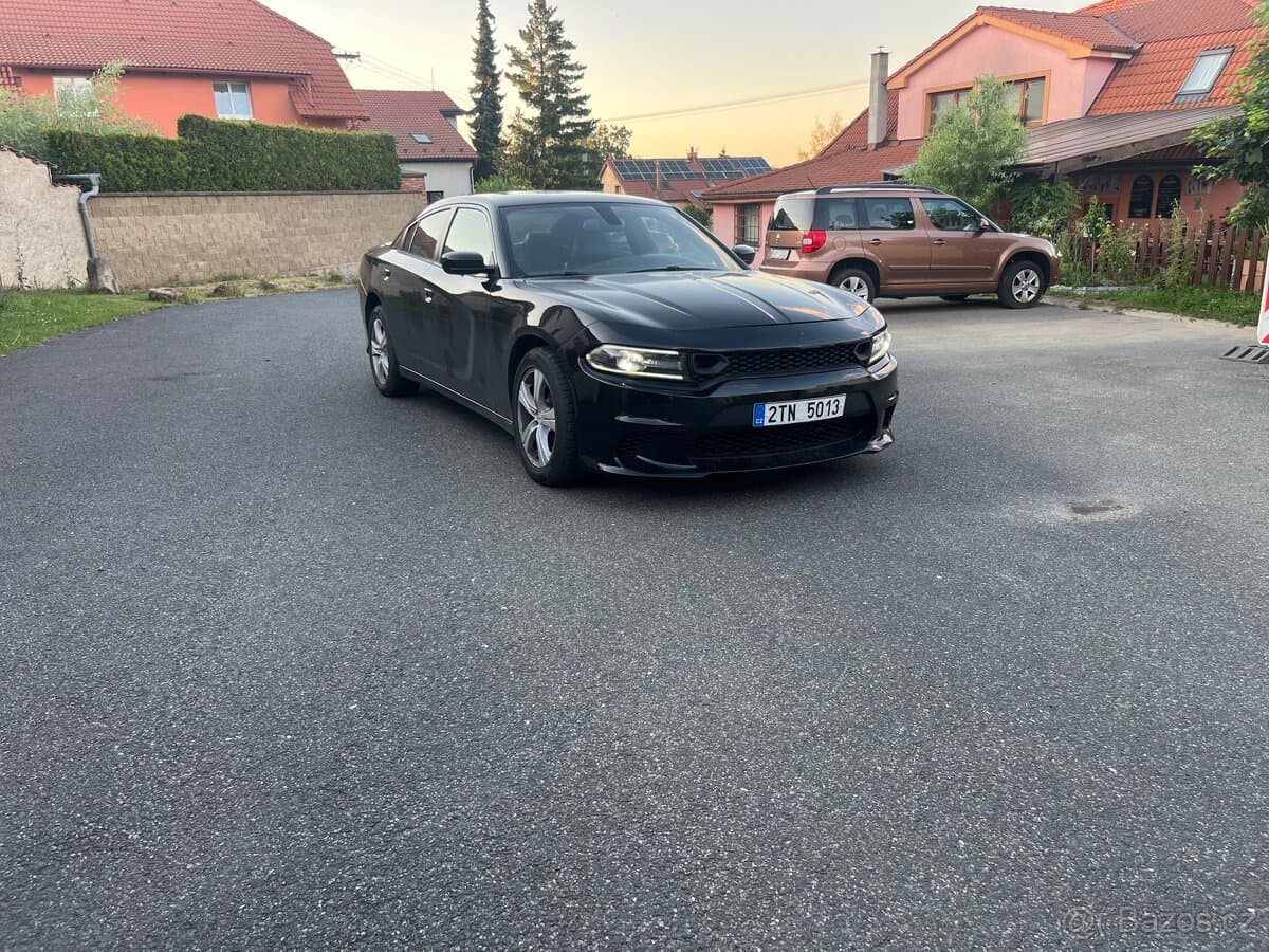 Dodge CHARGER - 2