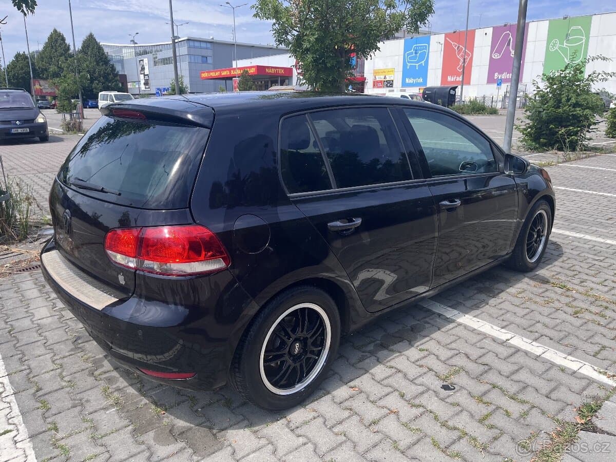 2008 Volkswagen GOLF - 2