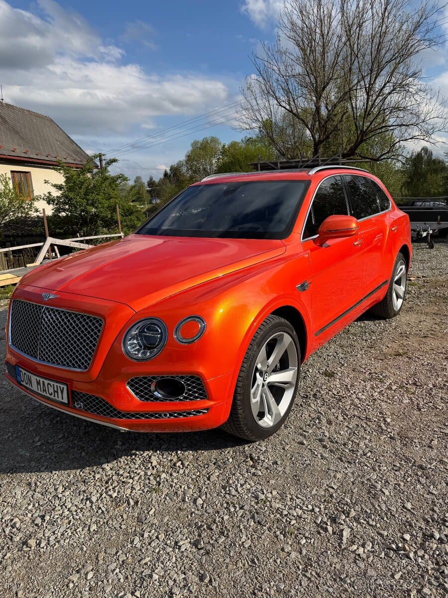 2018 Bentley BENTAYGA - 2
