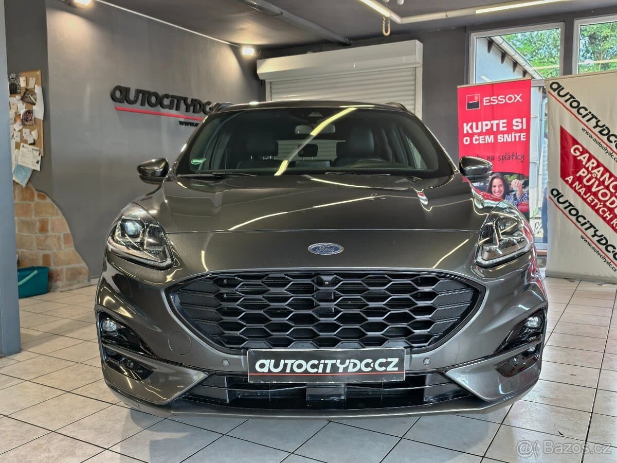 2022 Ford KUGA - 2