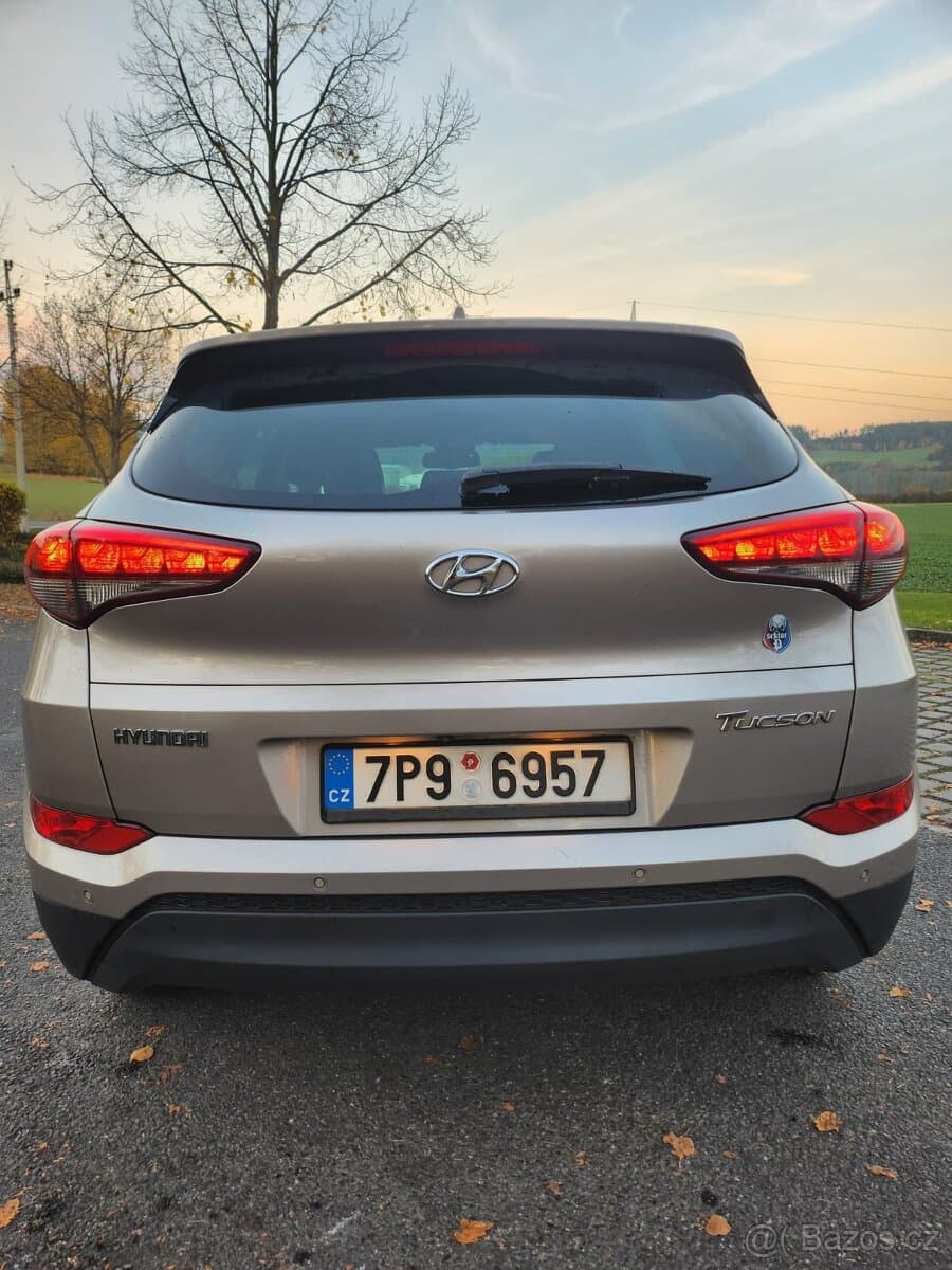 Hyundai TUCSON - 2