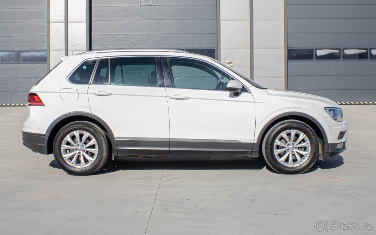 2019 Volkswagen TIGUAN - 2