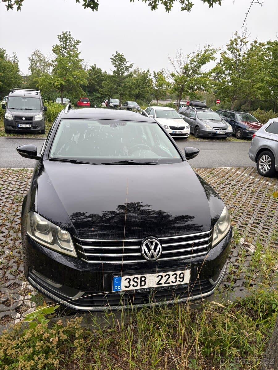 Volkswagen PASSAT - 2