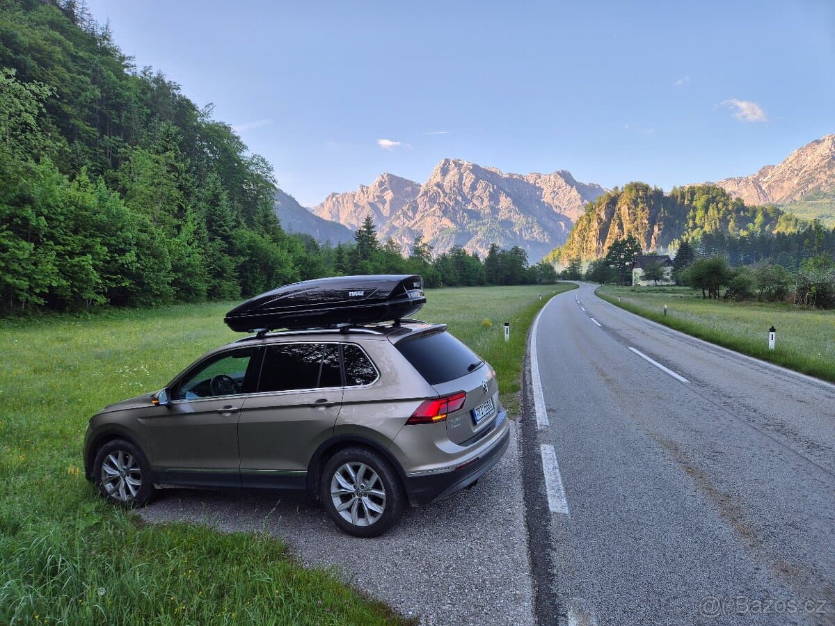 2018 Volkswagen TIGUAN - 2