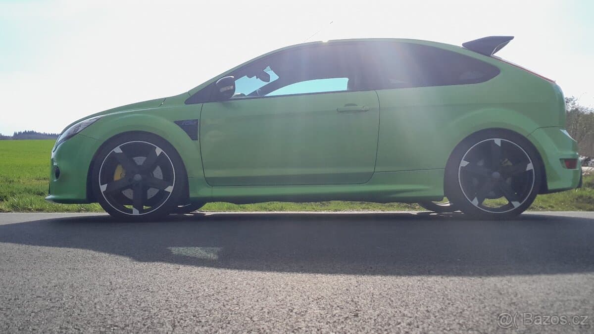 2009 Ford FOCUS - 2