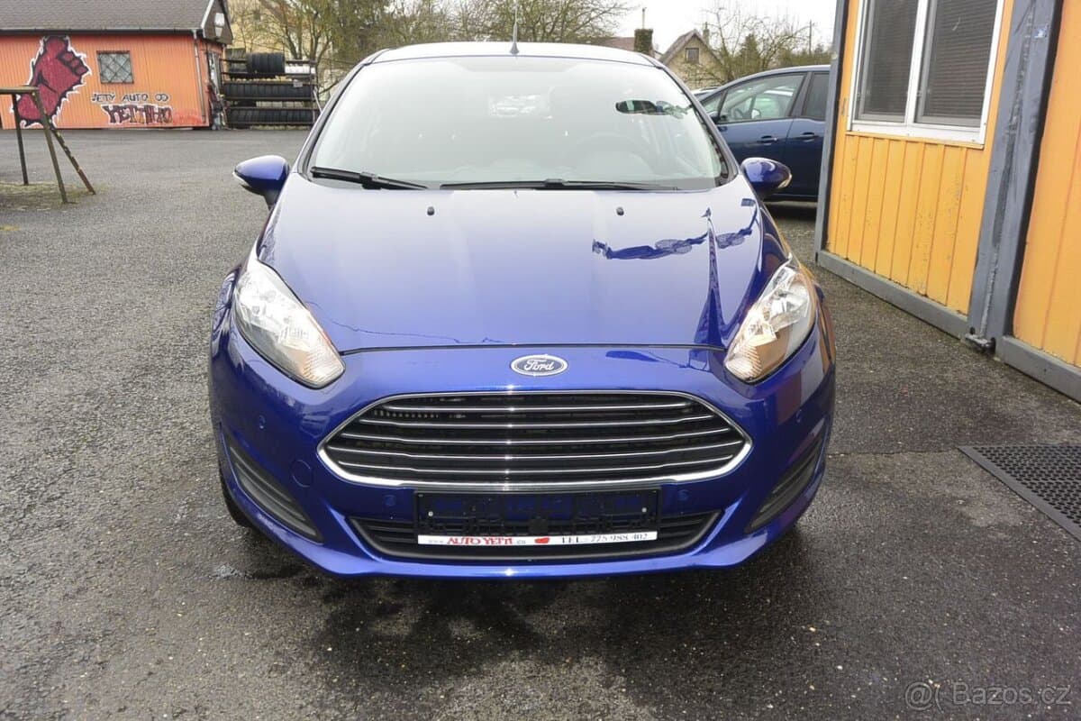 2015 Ford FIESTA - 2