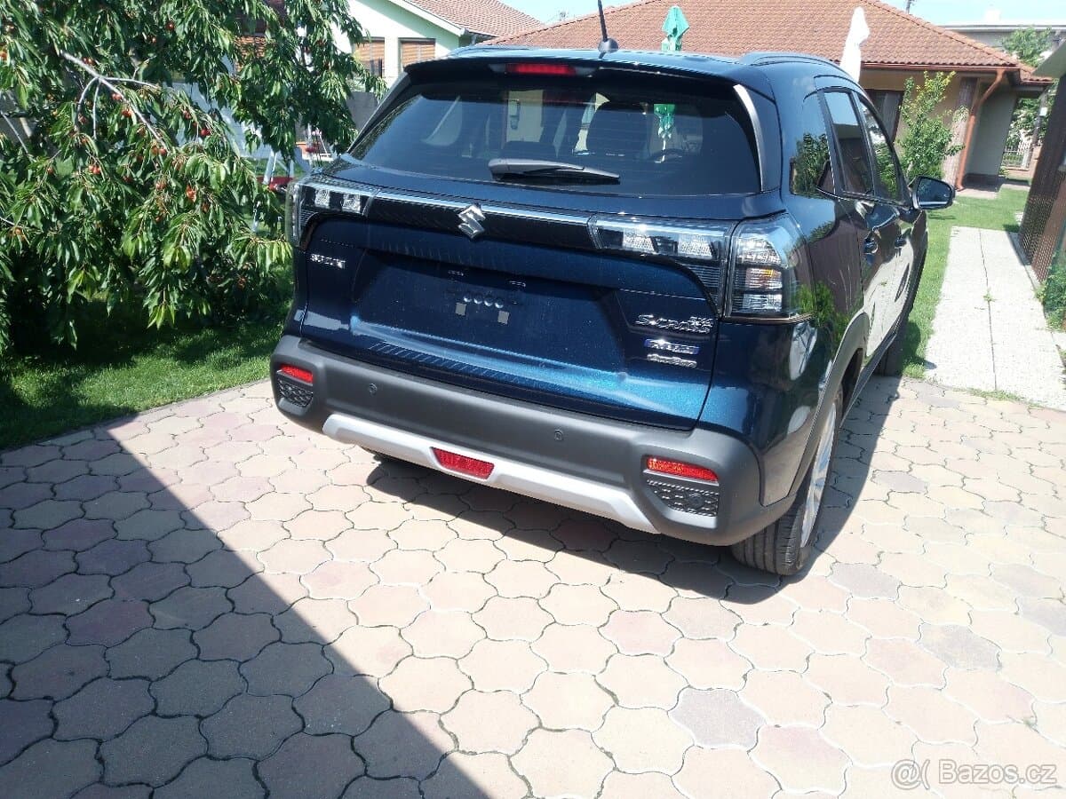 2022 Suzuki S-CROSS - 2