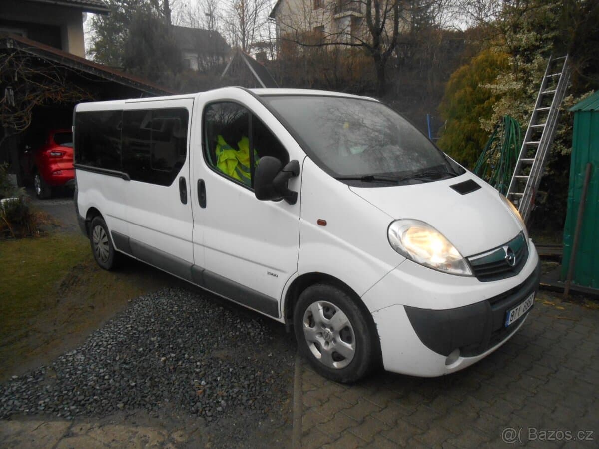 Opel VIVARO - 2