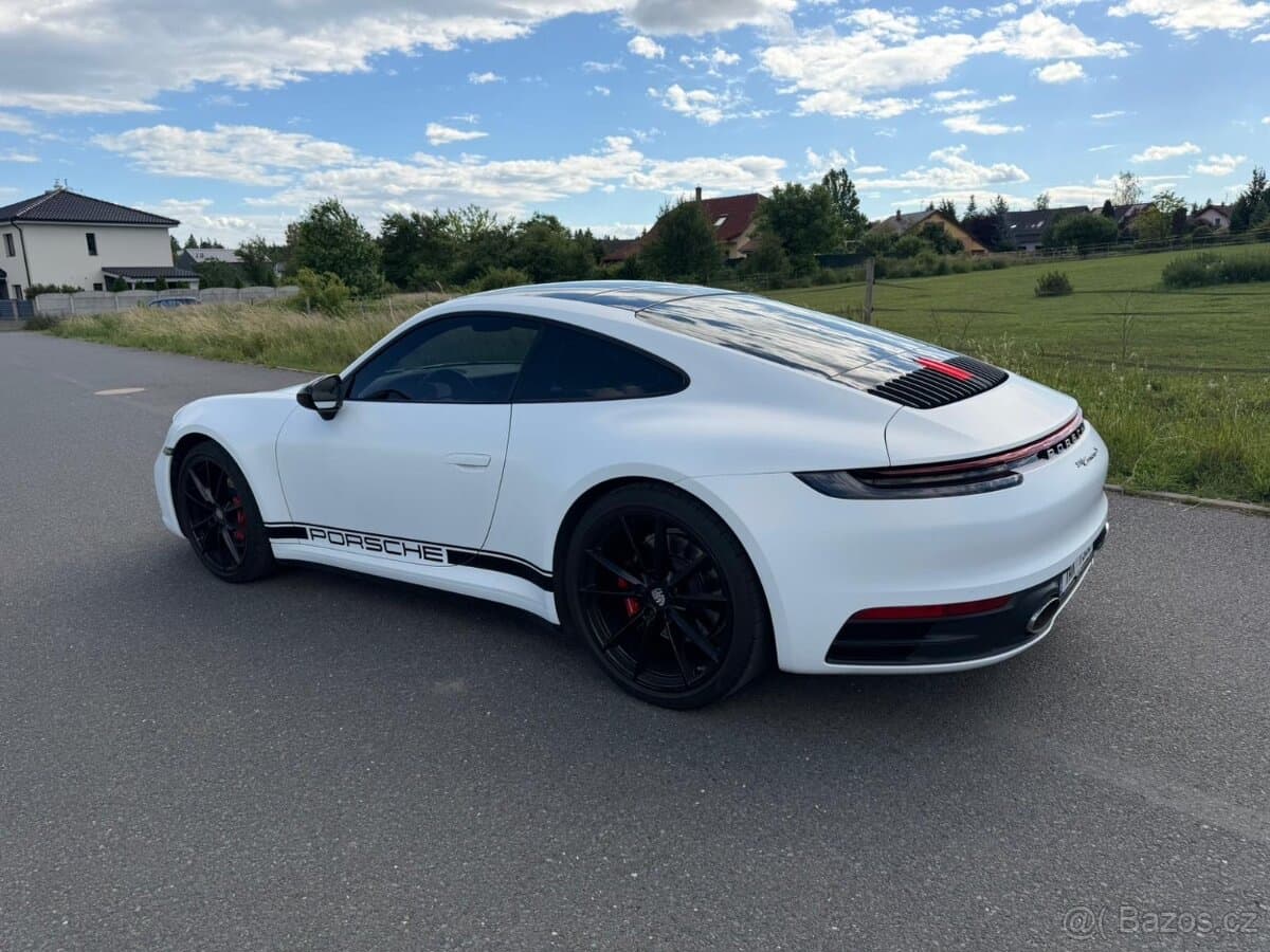 2019 Porsche 911 - 2