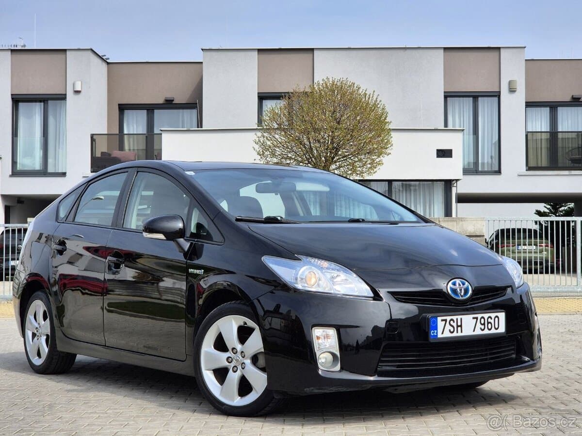 2010 Toyota PRIUS - 2
