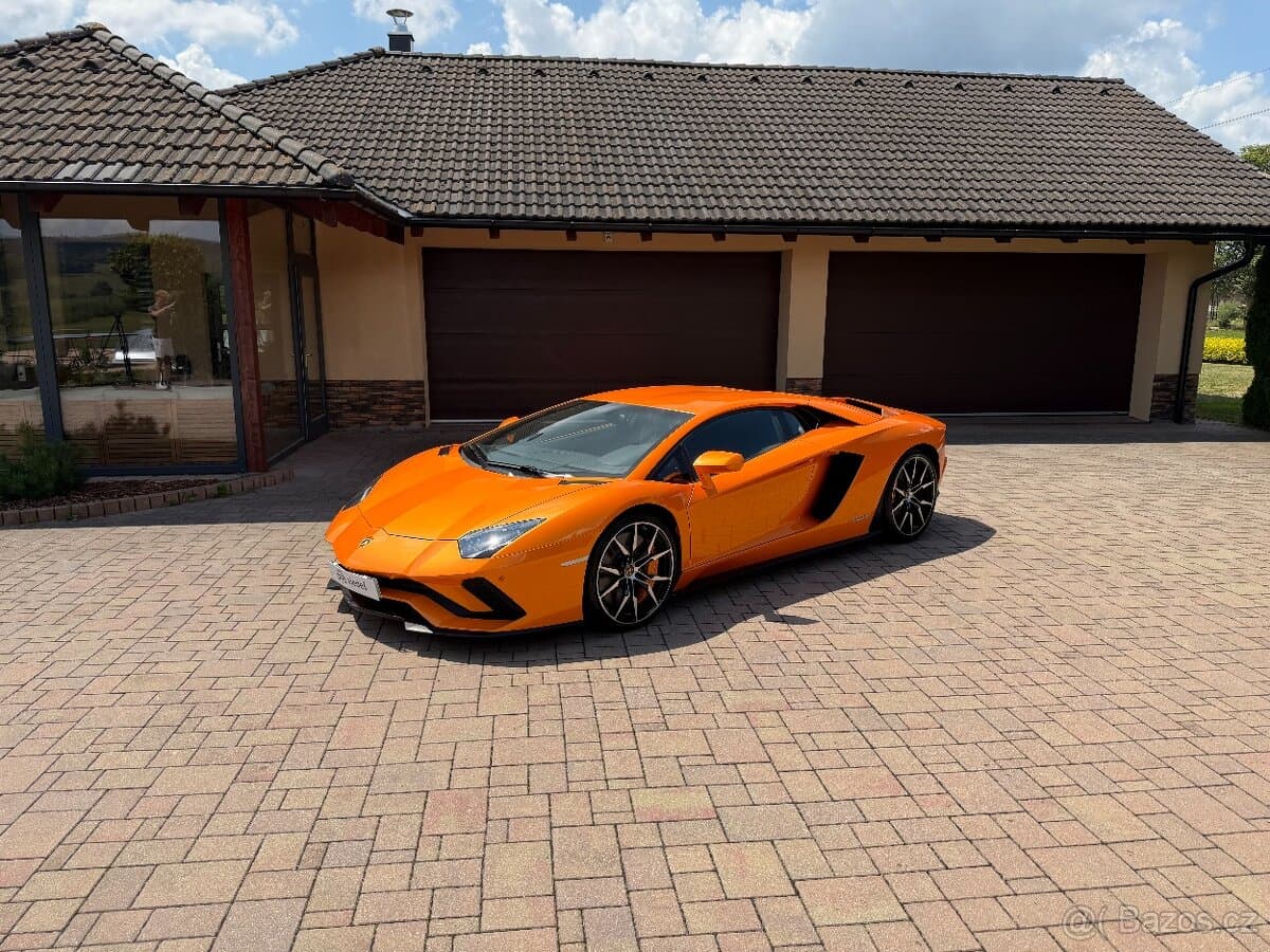 2018 Lamborghini AVENTADOR - 2