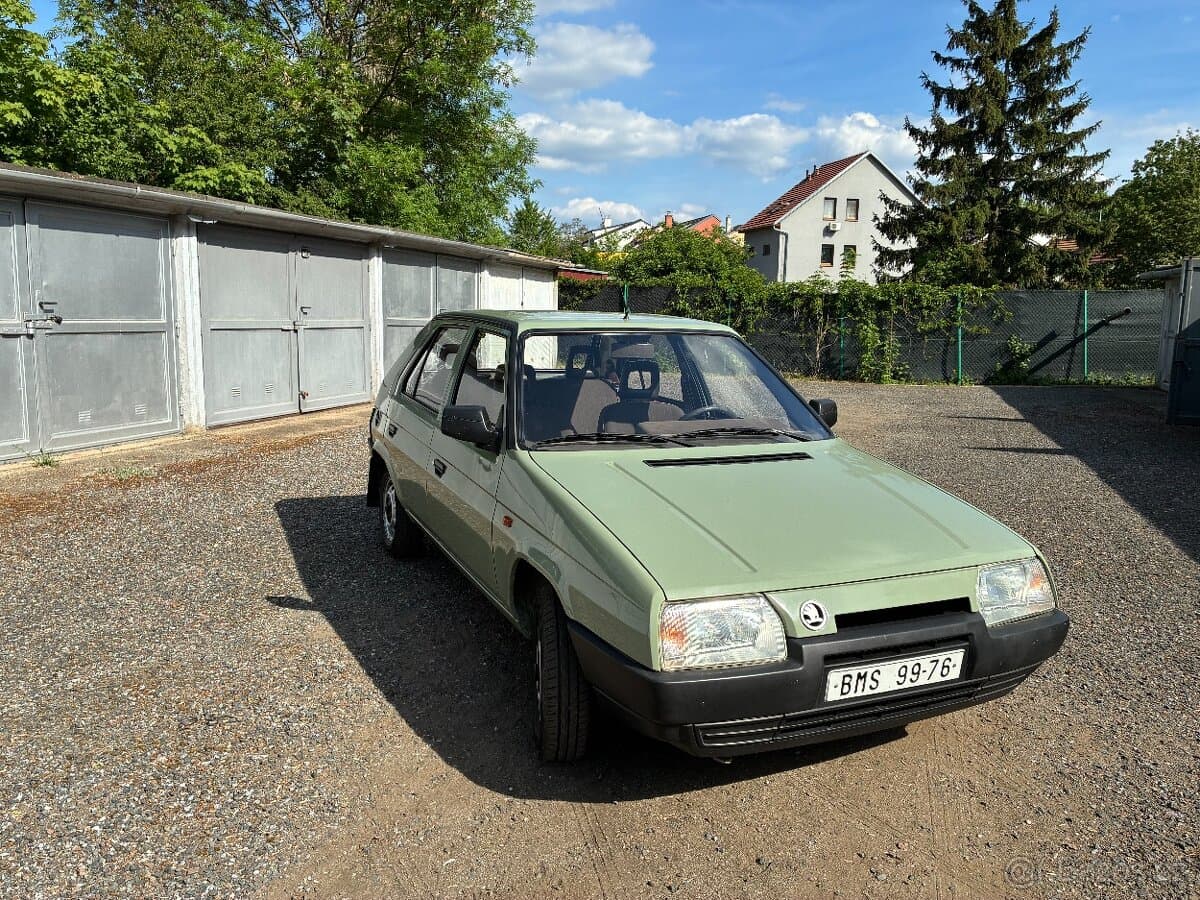1990 Škoda FAVORIT - 2