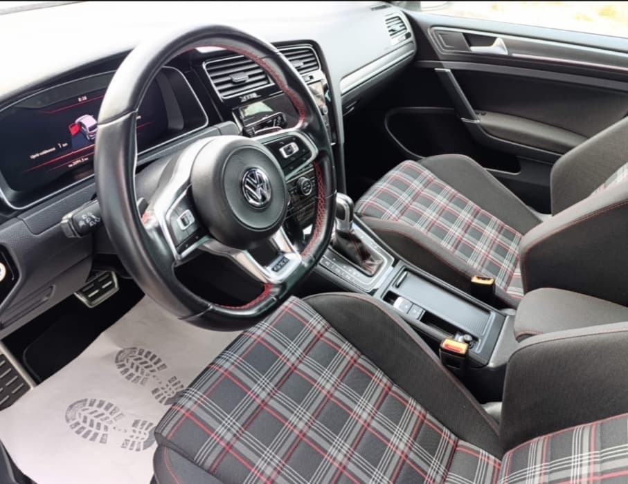 2019 Volkswagen GOLF - 2