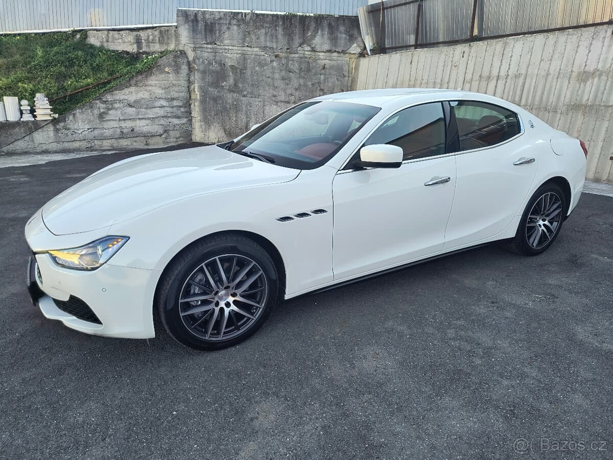 2015 Maserati GHIBLI - 2