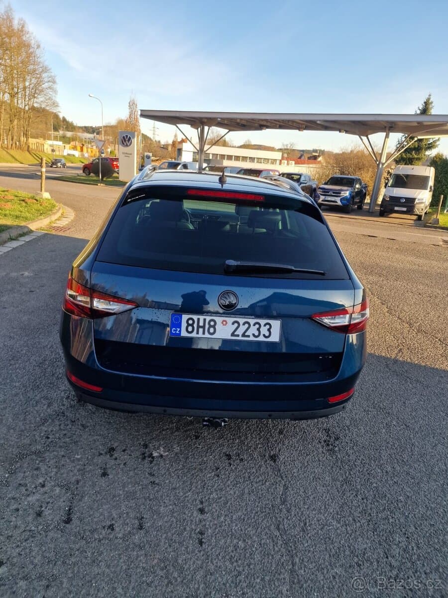 Škoda SUPERB - 2