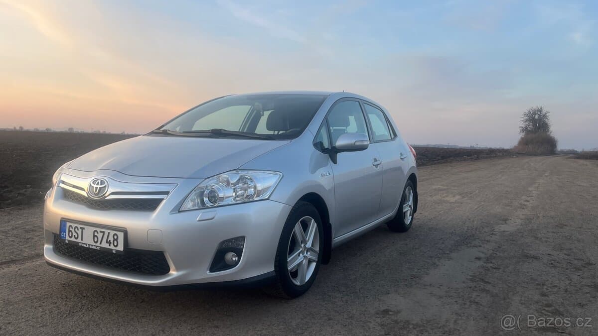 2010 Toyota AURIS - 2