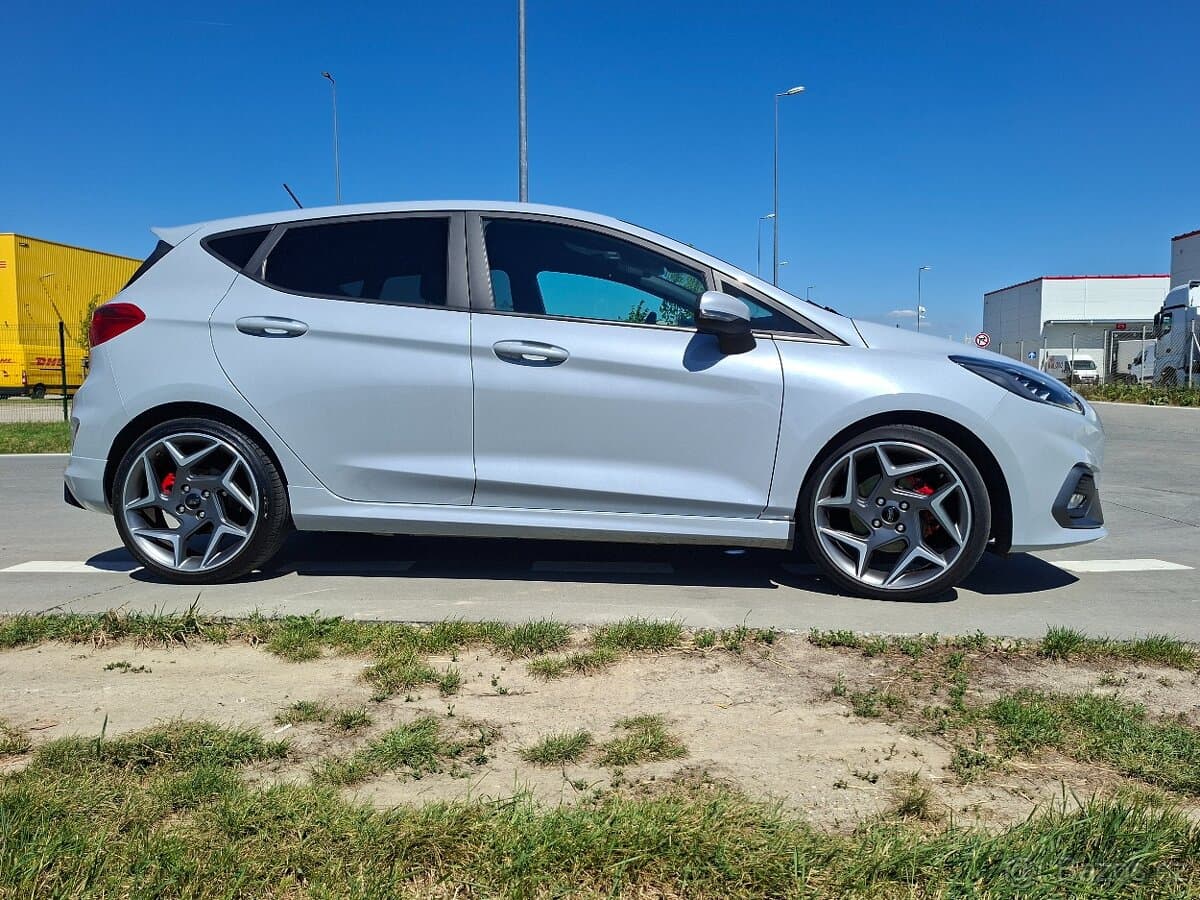 2019 Ford FIESTA - 2