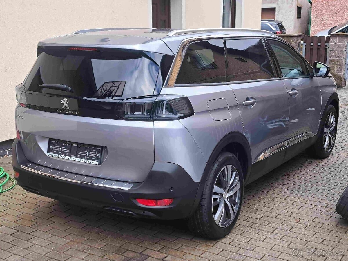 2022 Peugeot 5008 - 2