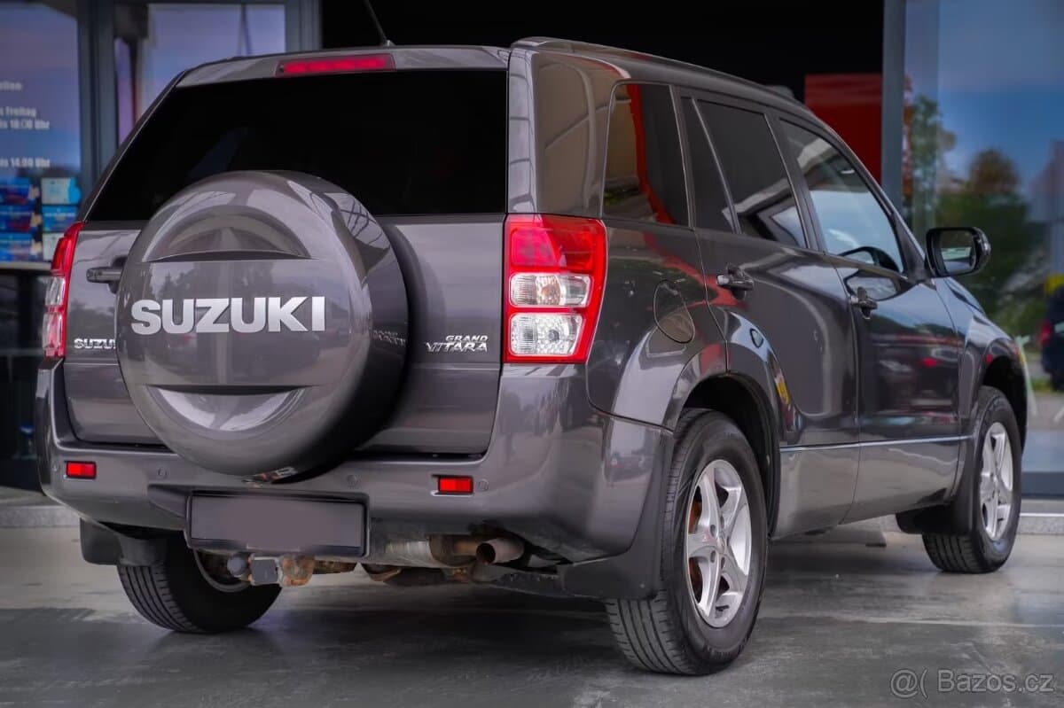 2012 Suzuki GRAND - 2