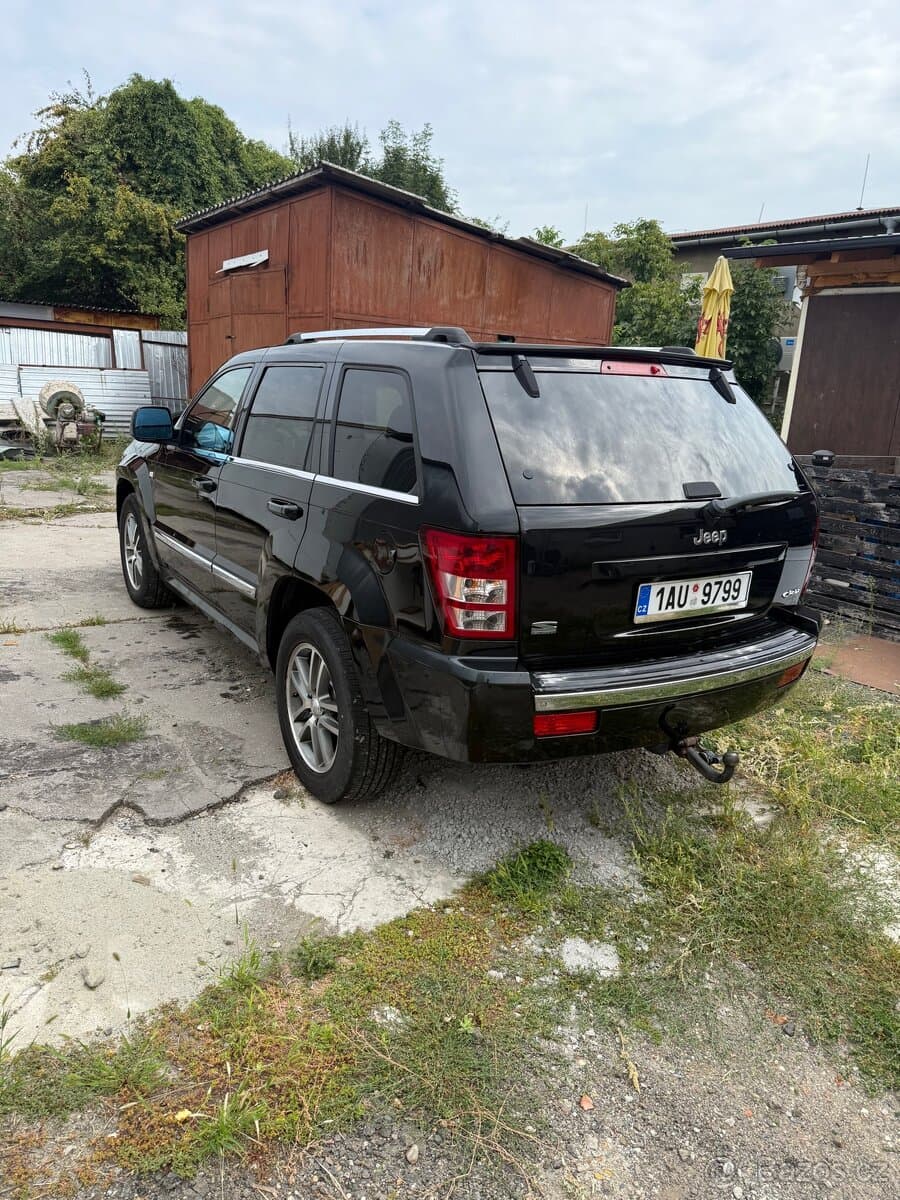 2010 Jeep CHEROKEE - 2