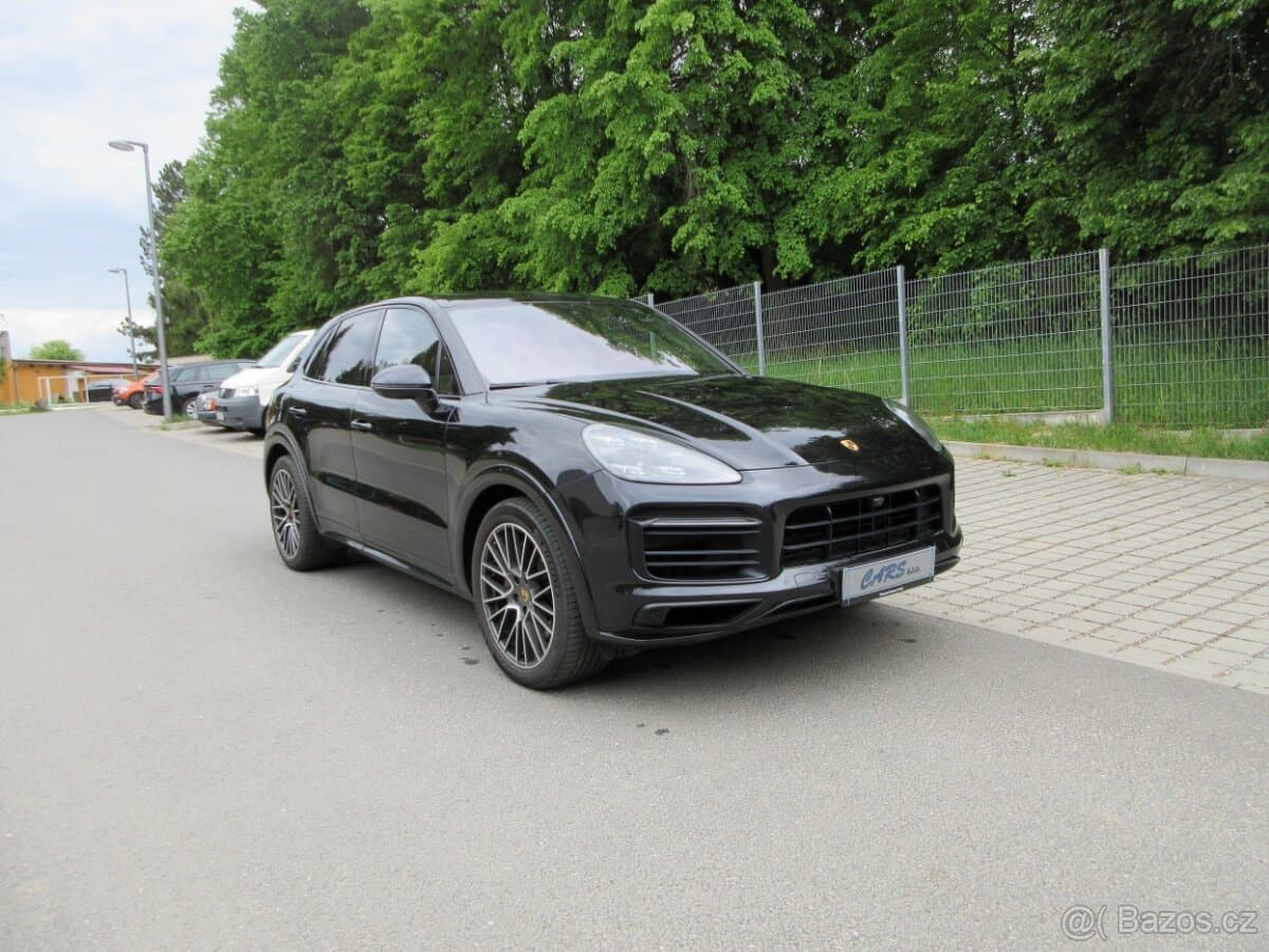 2019 Porsche CAYENNE - 2