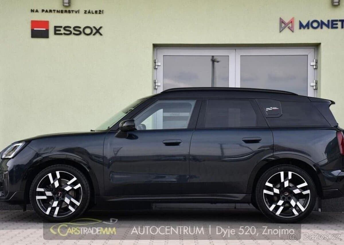 2024 Mini COUNTRYMAN - 2