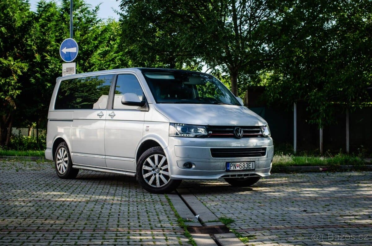 2010 Volkswagen MULTIVAN - 2