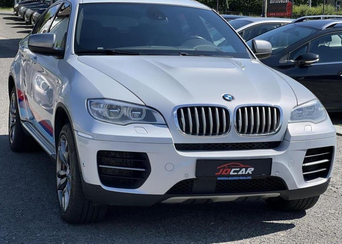 2012 BMW M5 - 2