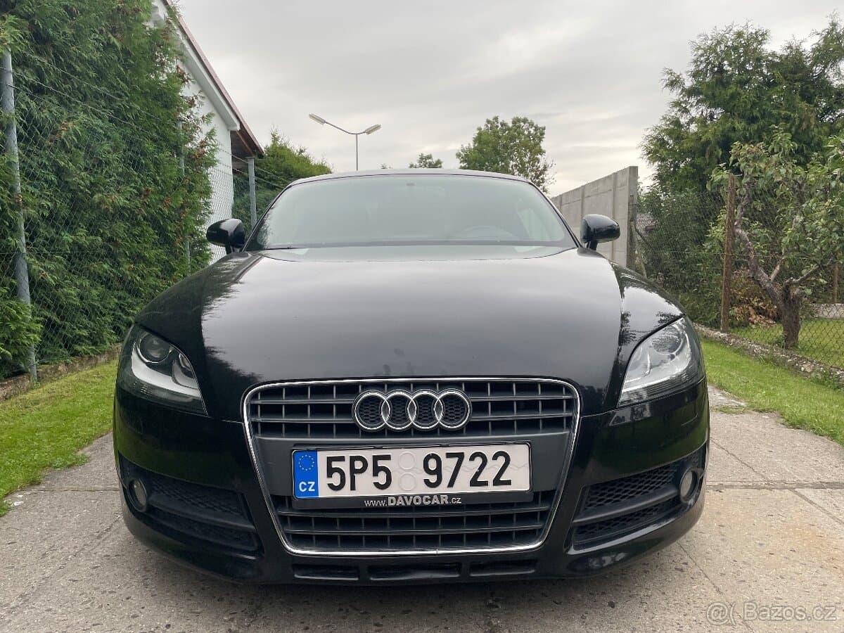 2010 Audi TT - 2