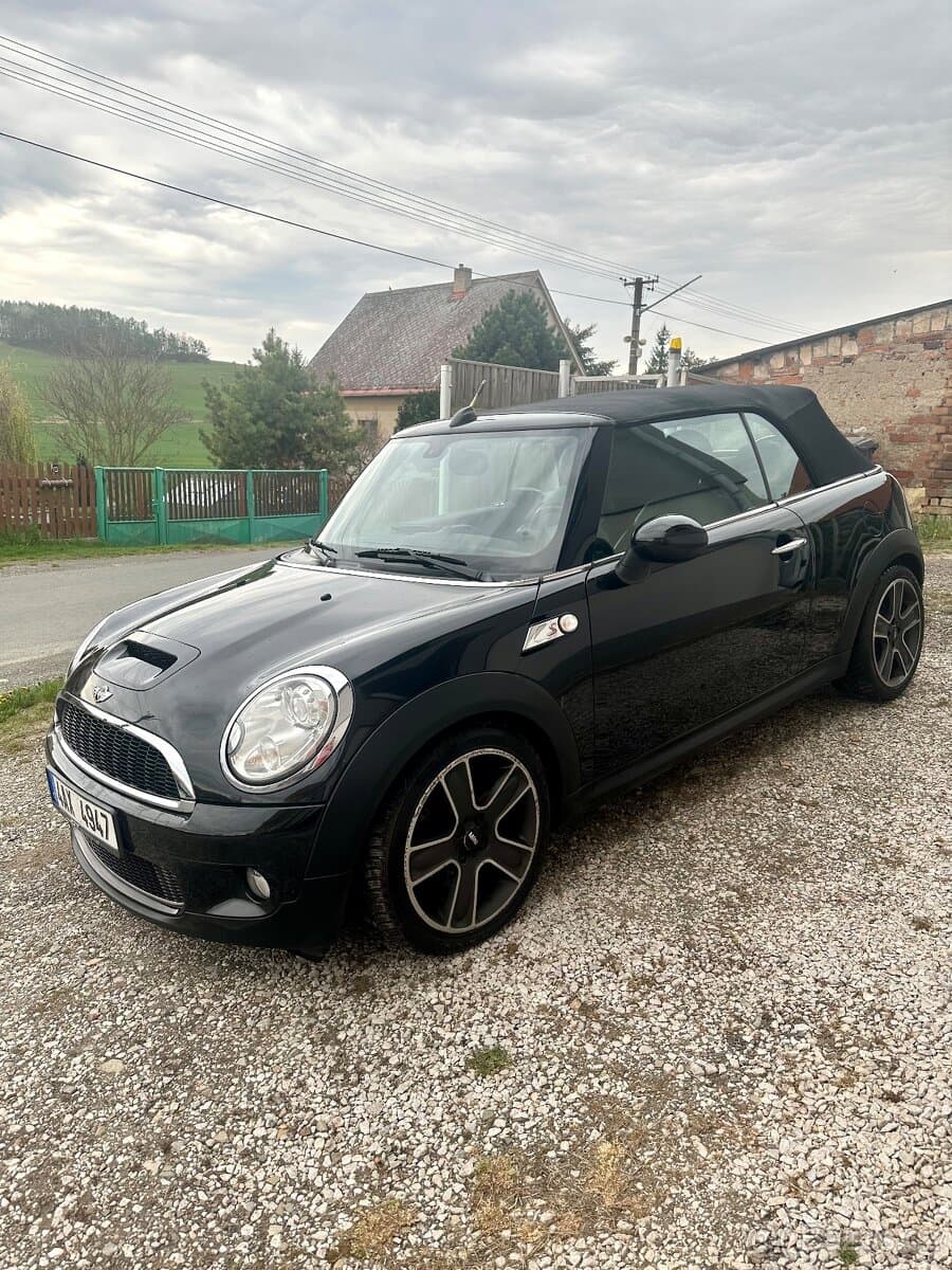 2009 Mini COOPER - 2