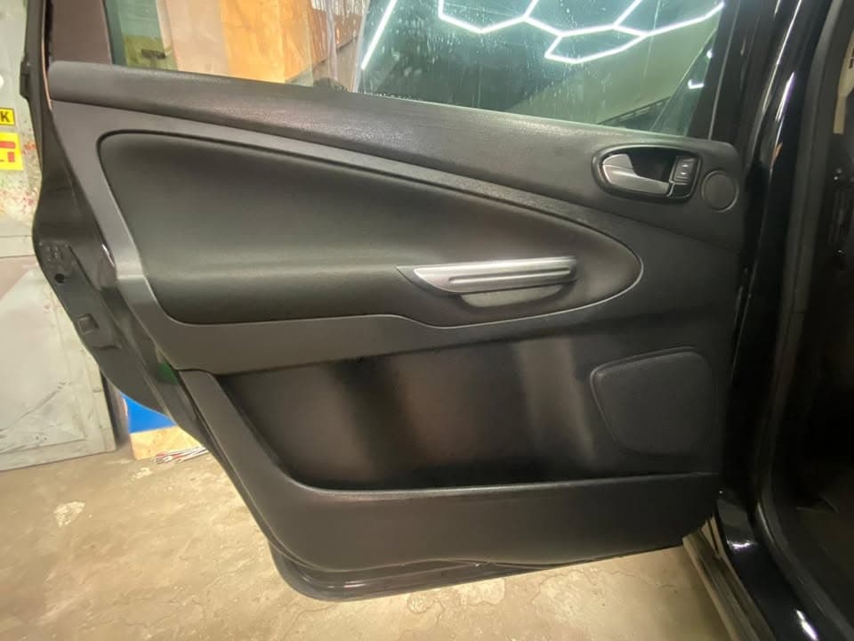 2012 Ford S-MAX - 2