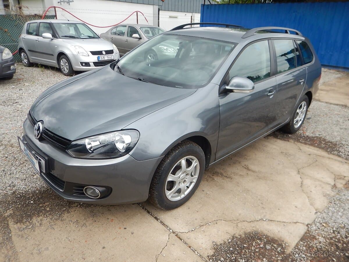 2011 Volkswagen GOLF - 2
