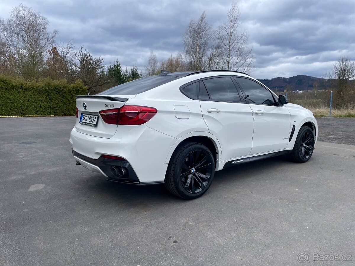 2018 BMW M5 - 2