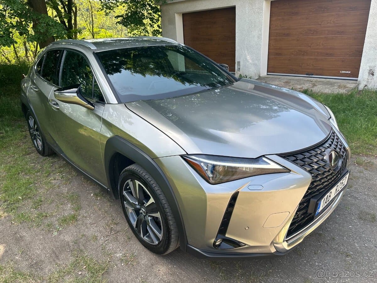 2024 Lexus UX - 2