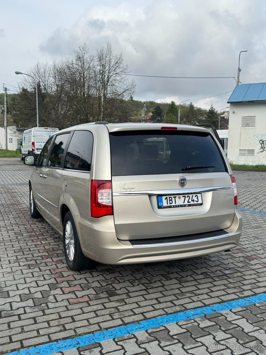 2014 Lancia VOYAGER - 2