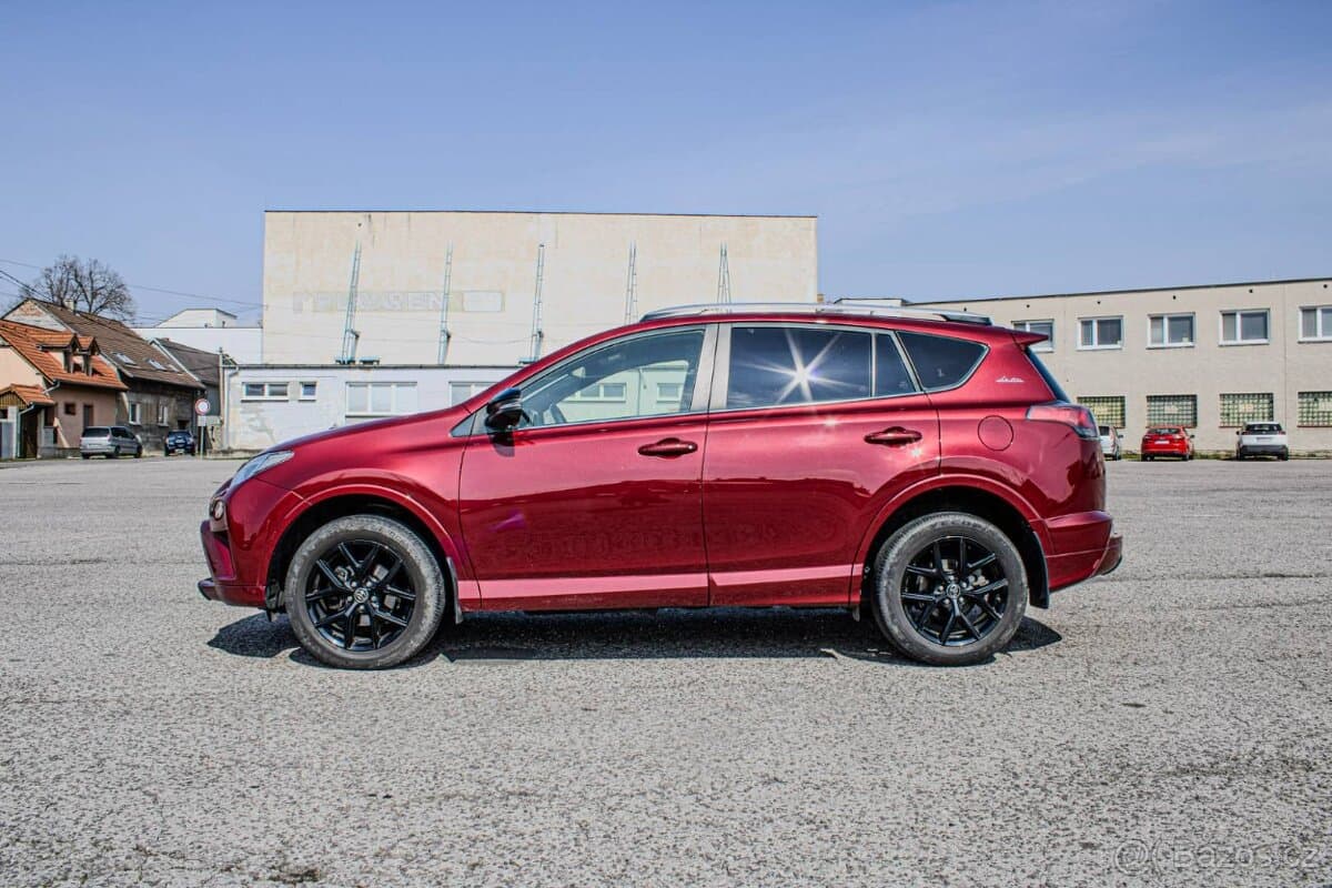 2018 Toyota RAV4 - 2