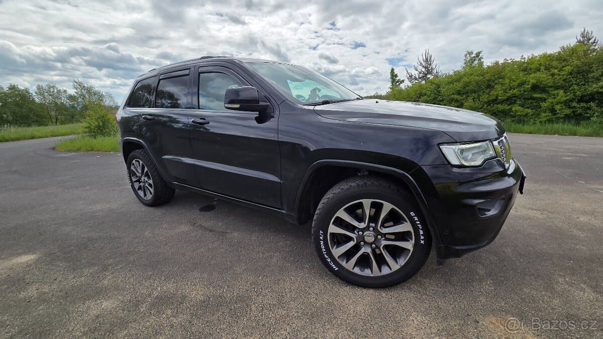 2018 Jeep CHEROKEE - 2