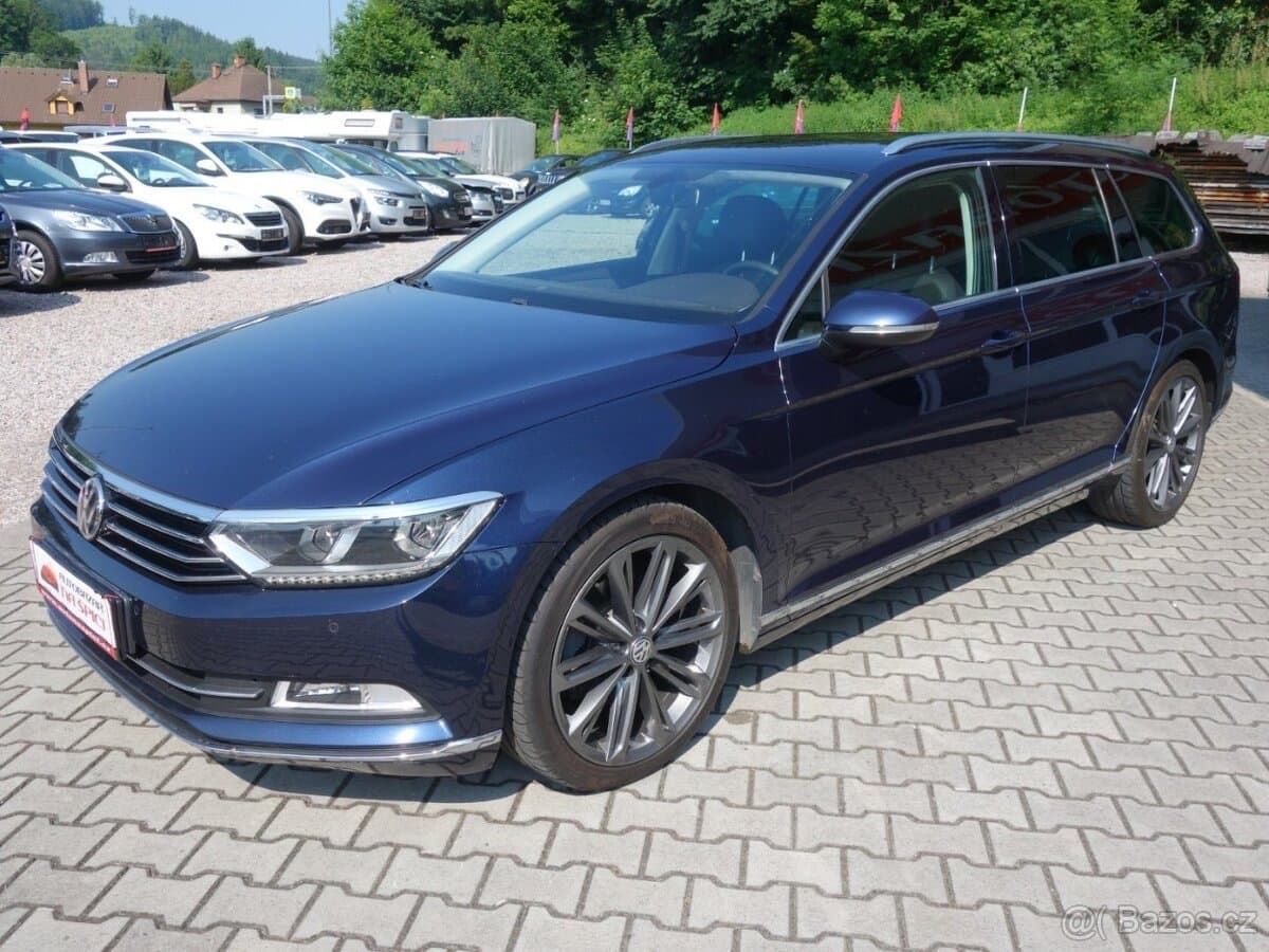 2015 Volkswagen PASSAT - 2
