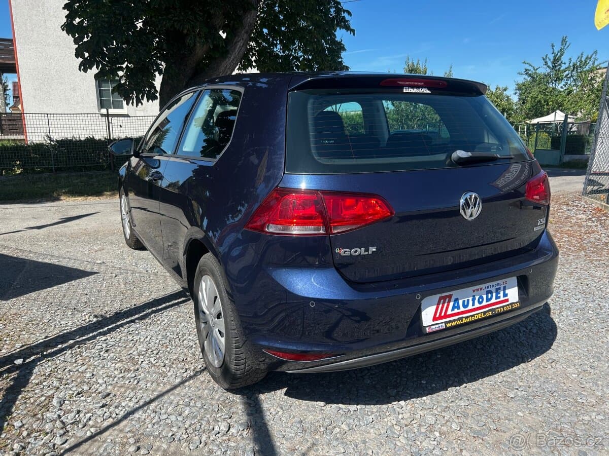 2013 Volkswagen GOLF - 2