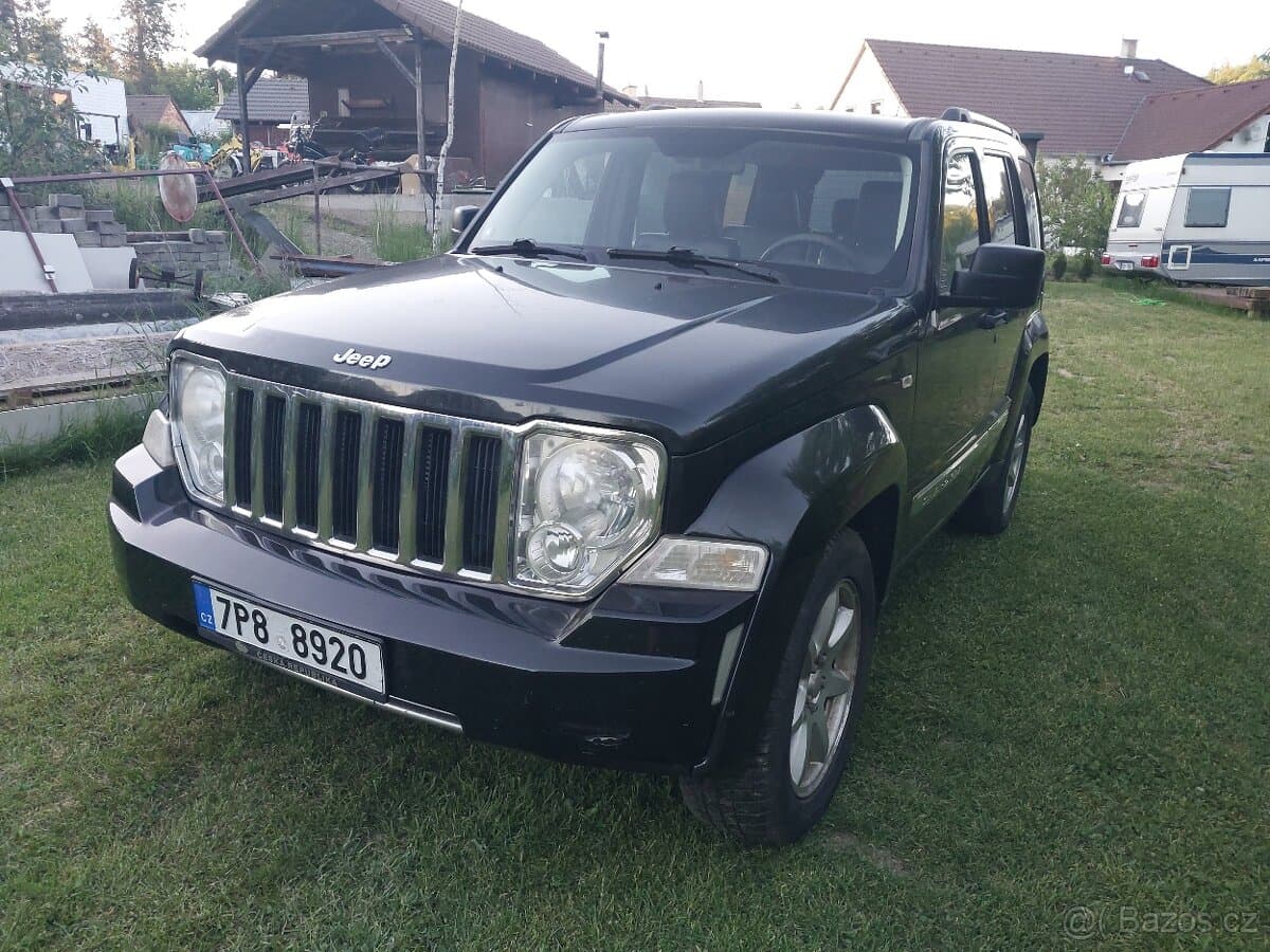 2010 Jeep CHEROKEE - 2
