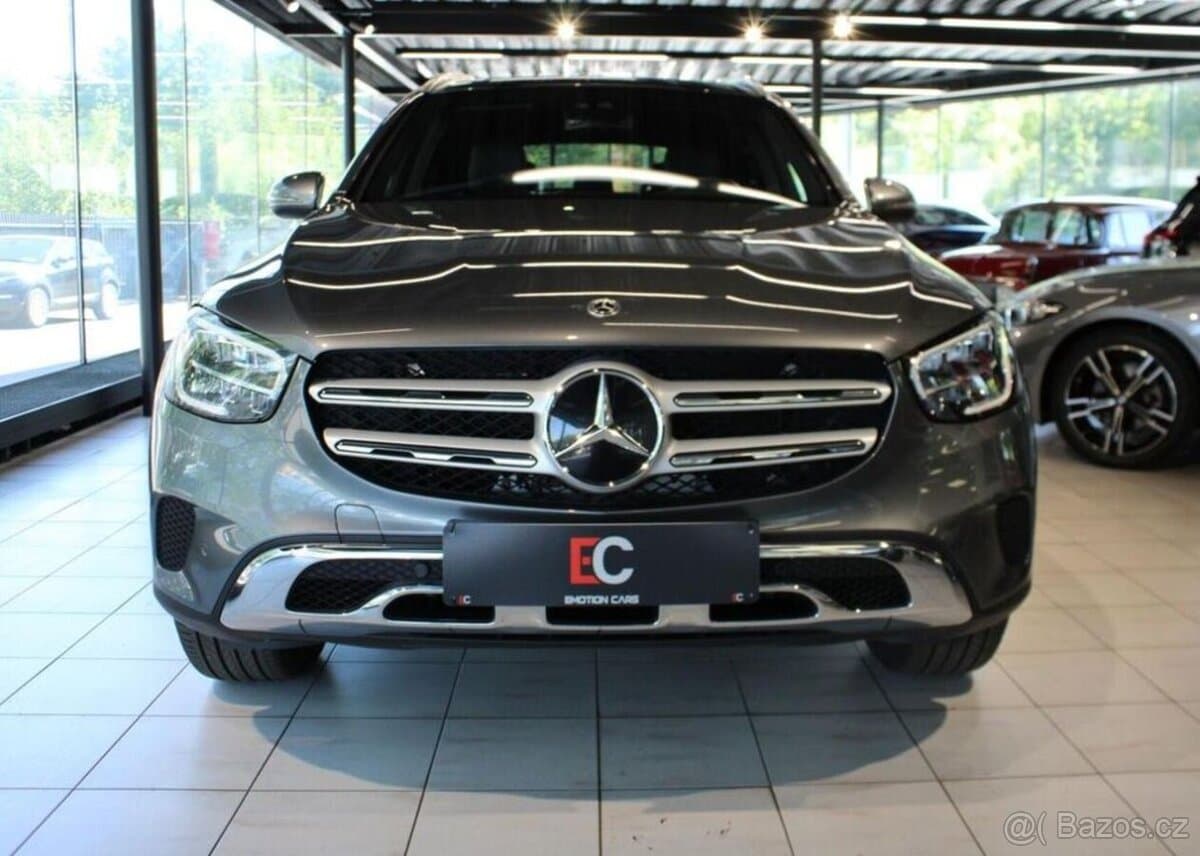2022 Mercedes-Benz GL - 2