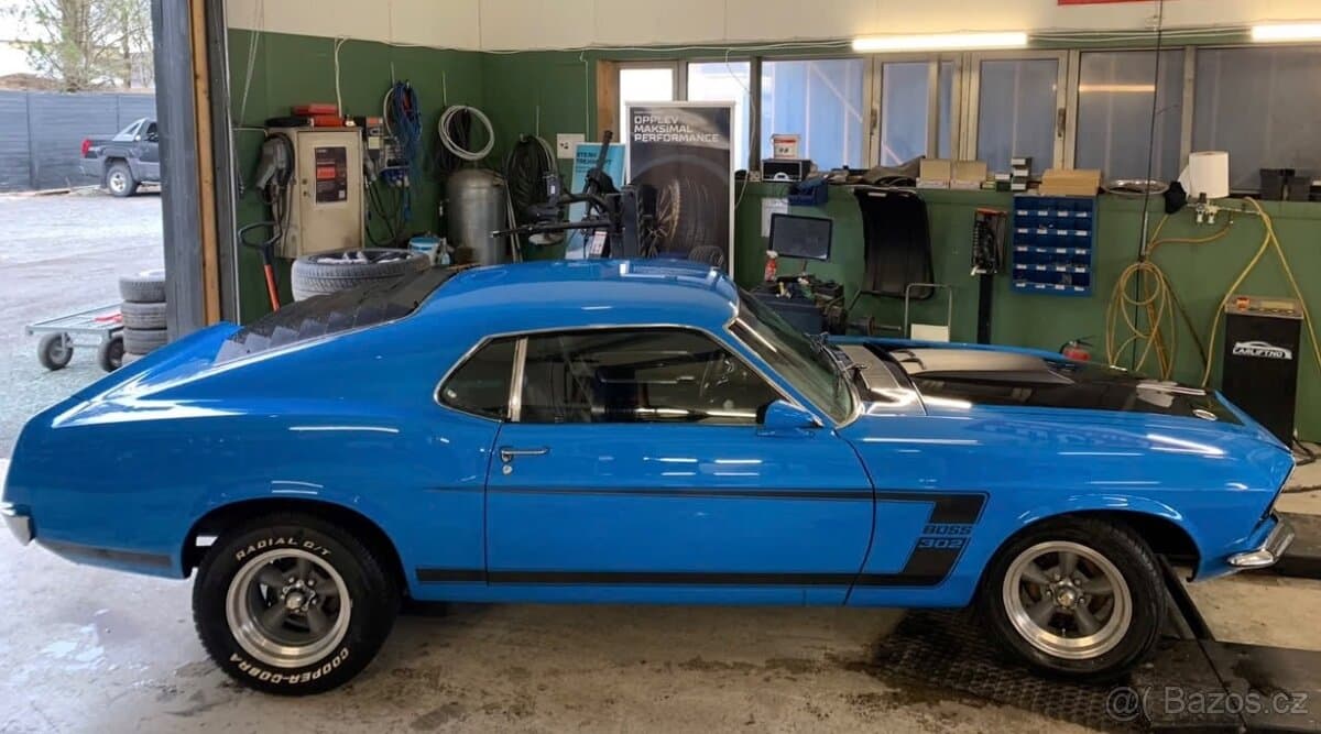 1970 Ford MUSTANG - 2