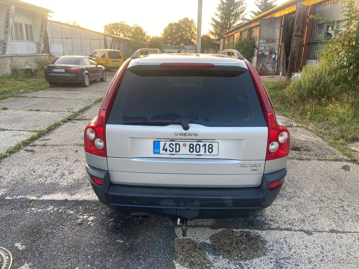 Volvo XC90 - 2