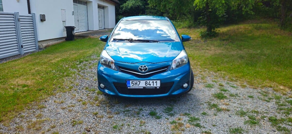 2012 Toyota YARIS - 2